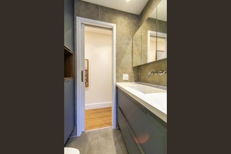 Apartamento à venda com 58m², 2 quartos e 2 vagas Apartamento à venda com 58m², 2 quartos e 2 vagasBanheiro