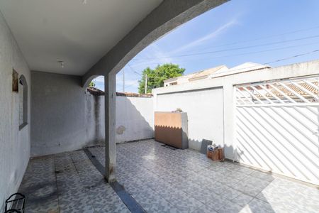 Casa para alugar com 110m², 2 quartos e 1 vagaÁrea externa