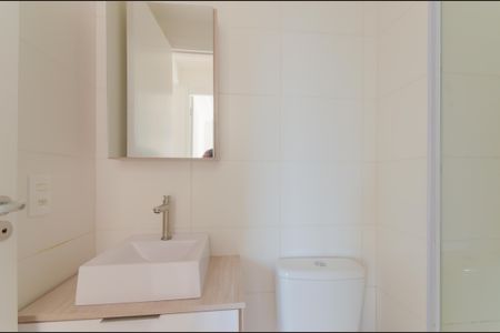 Apartamento à venda com 35m², 2 quartos e sem vaga Apartamento à venda com 35m², 2 quartos e sem vagaBanheiro