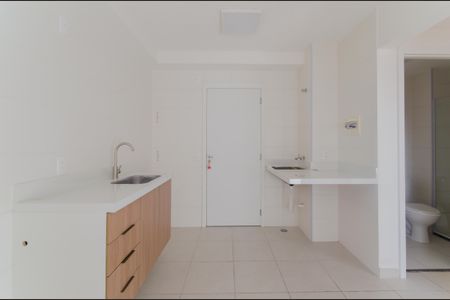 Apartamento à venda com 35m², 2 quartos e sem vaga Apartamento à venda com 35m², 2 quartos e sem vagaCozinha e Área de Serviço