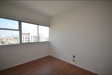 Quarto 2 de apartamento para alugar com 2 quartos, 60m² em Madureira, Rio de Janeiro
