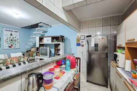 Casa à venda com 150m², 5 quartos e 4 vagas Casa à venda com 150m², 5 quartos e 4 vagasCasa 2 - cozinha