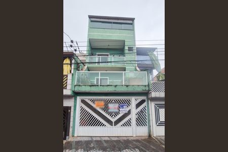 Casa à venda com 150m², 5 quartos e 4 vagas Casa à venda com 150m², 5 quartos e 4 vagasFachada