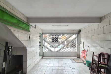 Casa à venda com 150m², 5 quartos e 4 vagas Casa à venda com 150m², 5 quartos e 4 vagasGaragem