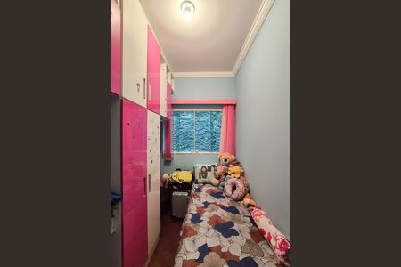 Casa à venda com 150m², 5 quartos e 4 vagas Casa à venda com 150m², 5 quartos e 4 vagasQuarto 2