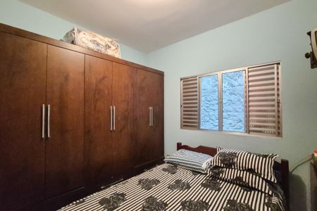 Casa à venda com 150m², 5 quartos e 4 vagas Casa à venda com 150m², 5 quartos e 4 vagasCasa 2 - suíte