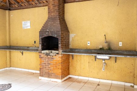 Apartamento para alugar com 52m², 2 quartos e 1 vaga Apartamento para alugar com 52m², 2 quartos e 1 vagaÁrea comum - Churrasqueira