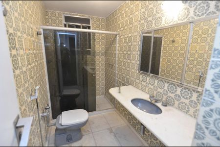 Apartamento à venda com 150m², 4 quartos e 2 vagasBanheiro 2