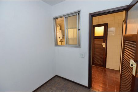 Apartamento à venda com 150m², 4 quartos e 2 vagasQuarto de Serviço