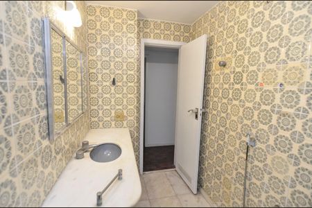 Apartamento à venda com 150m², 4 quartos e 2 vagasBanheiro 2