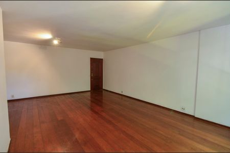 Apartamento à venda com 150m², 4 quartos e 2 vagasSala