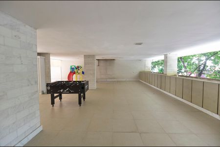 Apartamento à venda com 150m², 4 quartos e 2 vagasÁrea comum