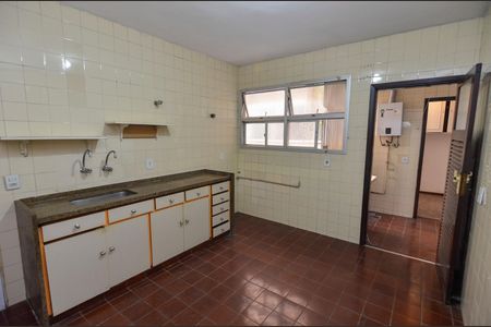Apartamento à venda com 150m², 4 quartos e 2 vagasCozinha