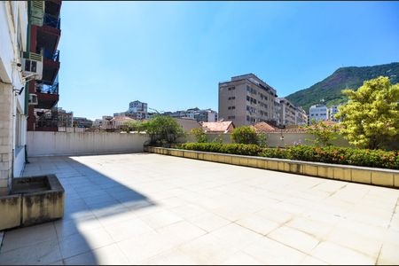 Apartamento à venda com 150m², 4 quartos e 2 vagasÁrea comum