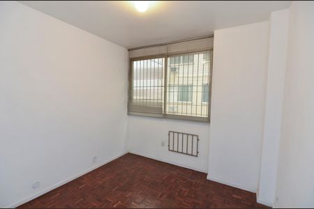 Quarto 1 de apartamento à venda com 4 quartos, 150m² em Tijuca, Rio de Janeiro
