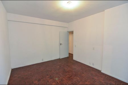 Apartamento à venda com 150m², 4 quartos e 2 vagasSuíte