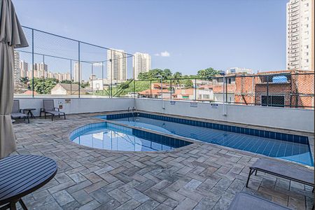 Apartamento à venda com 66m², 1 quarto e 1 vagapiscina_2