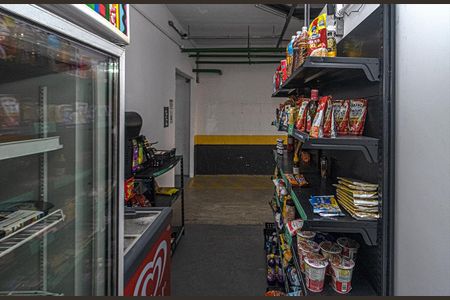 Apartamento à venda com 66m², 1 quarto e 1 vagamercadinho na garagem_1