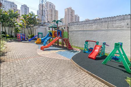 Apartamento à venda com 66m², 1 quarto e 1 vagaplay ground_3