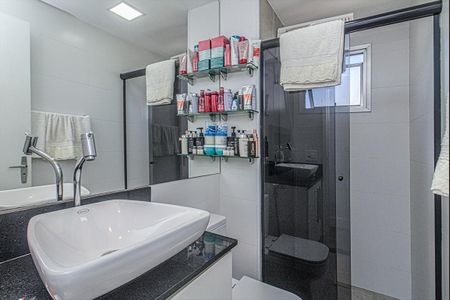 Apartamento à venda com 66m², 1 quarto e 1 vagabanheiro social_1