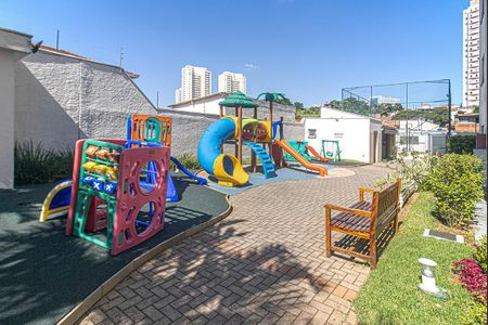 Apartamento à venda com 66m², 1 quarto e 1 vagaplay ground_1