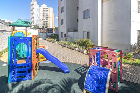 Apartamento à venda com 66m², 1 quarto e 1 vagaplay ground_2
