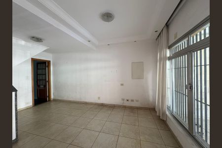 Sala de casa à venda com 3 quartos, 120m² em Jardim Santo Elias, São Paulo
