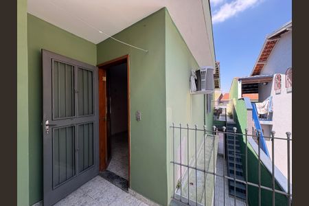 Casa à venda com 120m², 3 quartos e 2 vagas Casa à venda com 120m², 3 quartos e 2 vagasVaranda da Suíte