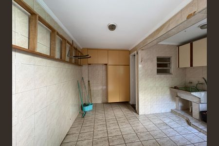 Casa à venda com 120m², 3 quartos e 2 vagas Casa à venda com 120m², 3 quartos e 2 vagasChurrasqueira