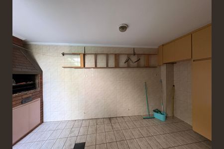 Casa à venda com 120m², 3 quartos e 2 vagas Casa à venda com 120m², 3 quartos e 2 vagasÁrea de Serviço