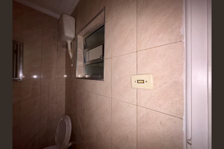 Casa à venda com 120m², 3 quartos e 2 vagas Casa à venda com 120m², 3 quartos e 2 vagasBanheiro de serviço