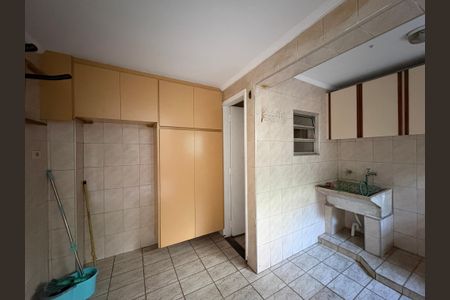 Casa à venda com 120m², 3 quartos e 2 vagas Casa à venda com 120m², 3 quartos e 2 vagasÁrea de Serviço