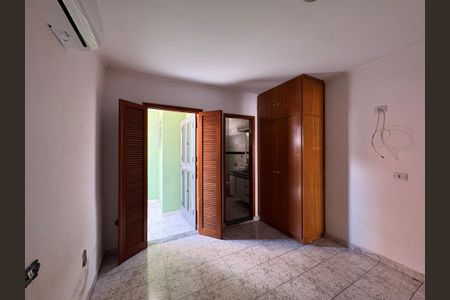 Casa à venda com 120m², 3 quartos e 2 vagas Casa à venda com 120m², 3 quartos e 2 vagasSuíte