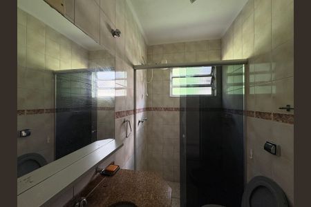Casa à venda com 120m², 3 quartos e 2 vagas Casa à venda com 120m², 3 quartos e 2 vagasBanheiro