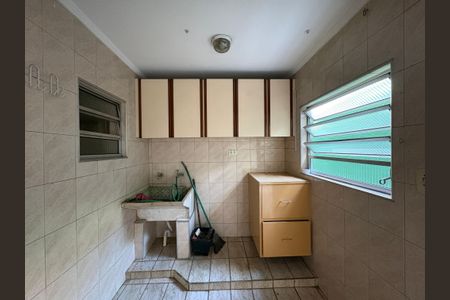 Casa à venda com 120m², 3 quartos e 2 vagas Casa à venda com 120m², 3 quartos e 2 vagasÁrea de Serviço