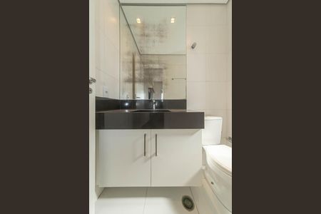 Apartamento à venda com 64m², 2 quartos e 2 vagasBanheiro da Suíte