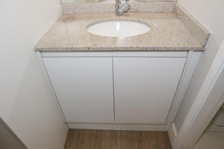 Studio à venda com 34m², 1 quarto e 1 vaga Studio à venda com 34m², 1 quarto e 1 vagaBanheiro