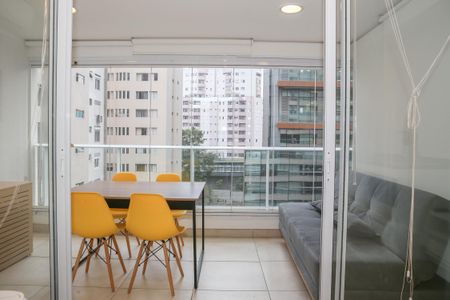 Sacada de kitnet/studio à venda com 1 quarto, 34m² em Consolação, São Paulo