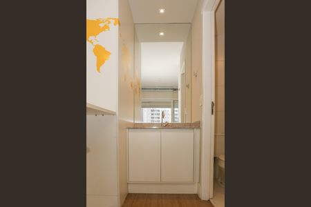 Studio à venda com 34m², 1 quarto e 1 vaga Studio à venda com 34m², 1 quarto e 1 vagaBanheiro