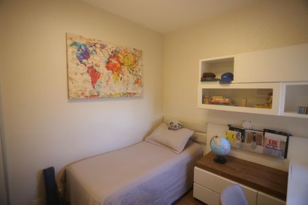 Apartamento à venda com 83m², 3 quartos e 2 vagasQuarto 2