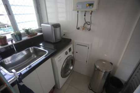 Apartamento à venda com 83m², 3 quartos e 2 vagasArea de serviço