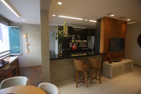 Apartamento à venda com 83m², 3 quartos e 2 vagasSala