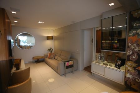 Apartamento à venda com 83m², 3 quartos e 2 vagasSala