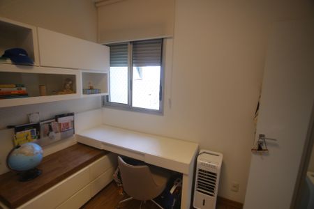 Apartamento à venda com 83m², 3 quartos e 2 vagasQuarto 2