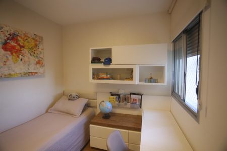 Apartamento à venda com 83m², 3 quartos e 2 vagasQuarto 2