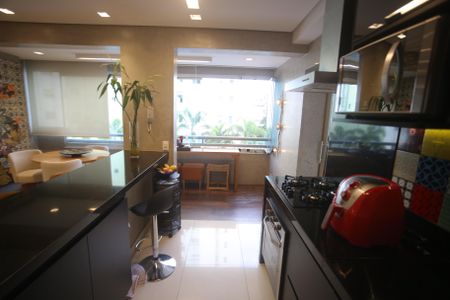 Apartamento à venda com 83m², 3 quartos e 2 vagasCozinha