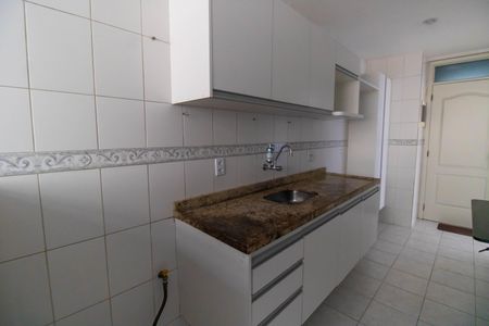 Apartamento para alugar com 60m², 2 quartos e 1 vaga Apartamento para alugar com 60m², 2 quartos e 1 vagaCozinha e Área de Serviço