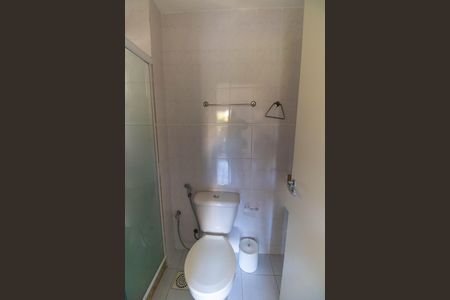 Apartamento para alugar com 60m², 2 quartos e 1 vaga Apartamento para alugar com 60m², 2 quartos e 1 vagaBanheiro da Suíte