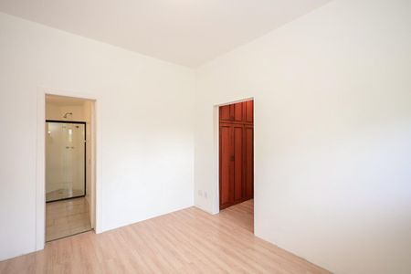 Apartamento à venda com 350m², 4 quartos e 5 vagasSuíte 3