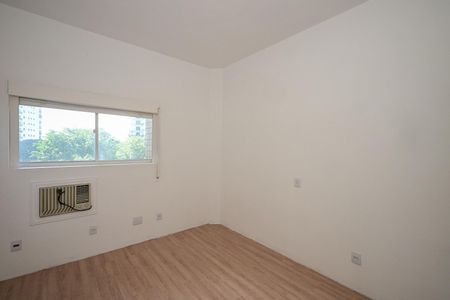 Apartamento à venda com 350m², 4 quartos e 5 vagasSuíte 3